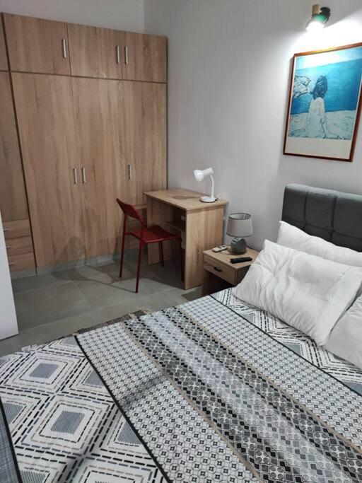 Downtown Apartment With Private Parking Rhodes City Exterior photo