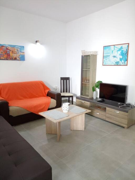 Downtown Apartment With Private Parking Rhodes City Exterior photo